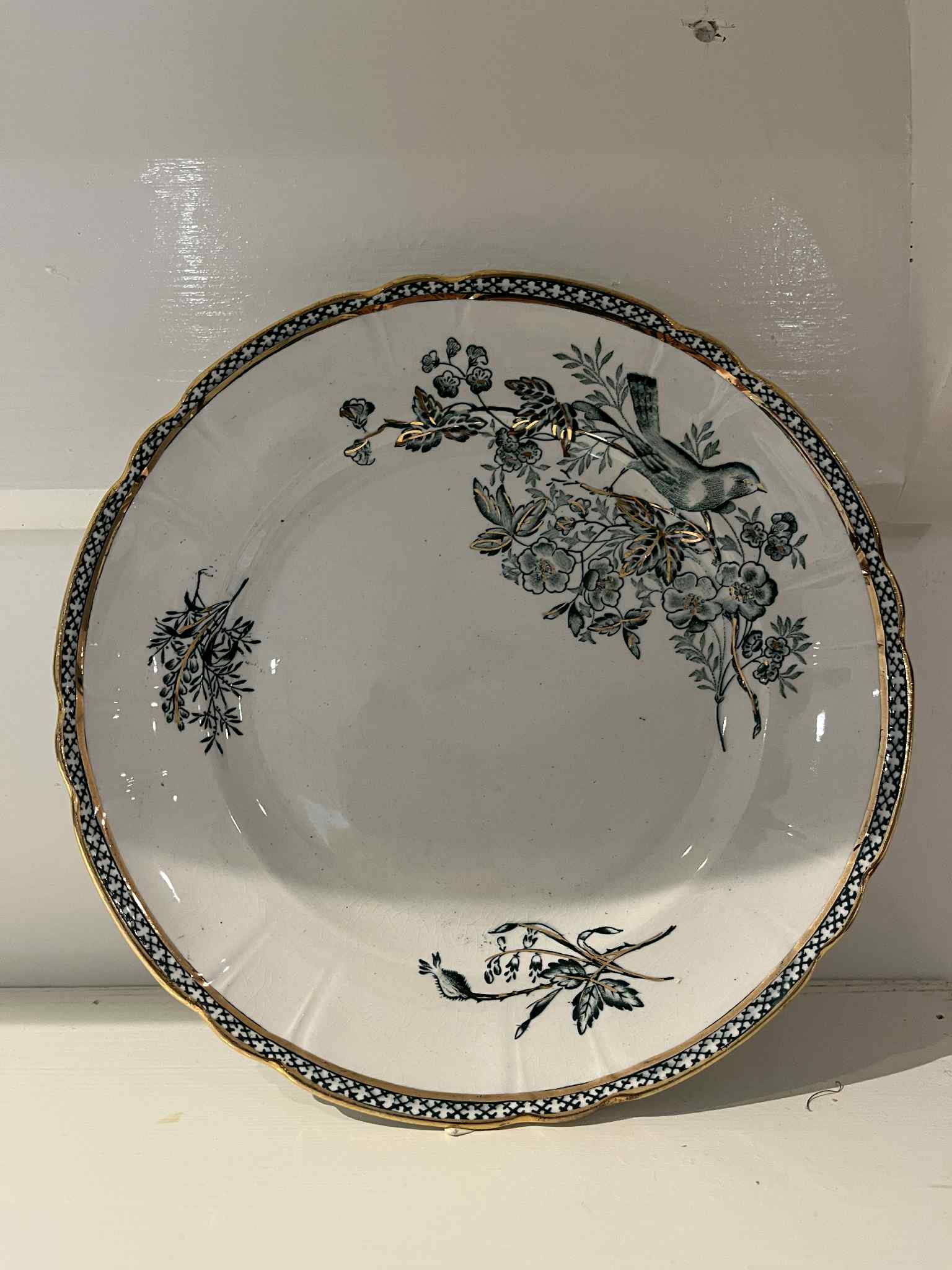 Tre små tallerkener fra Gustavsberg med fuglemotiv
