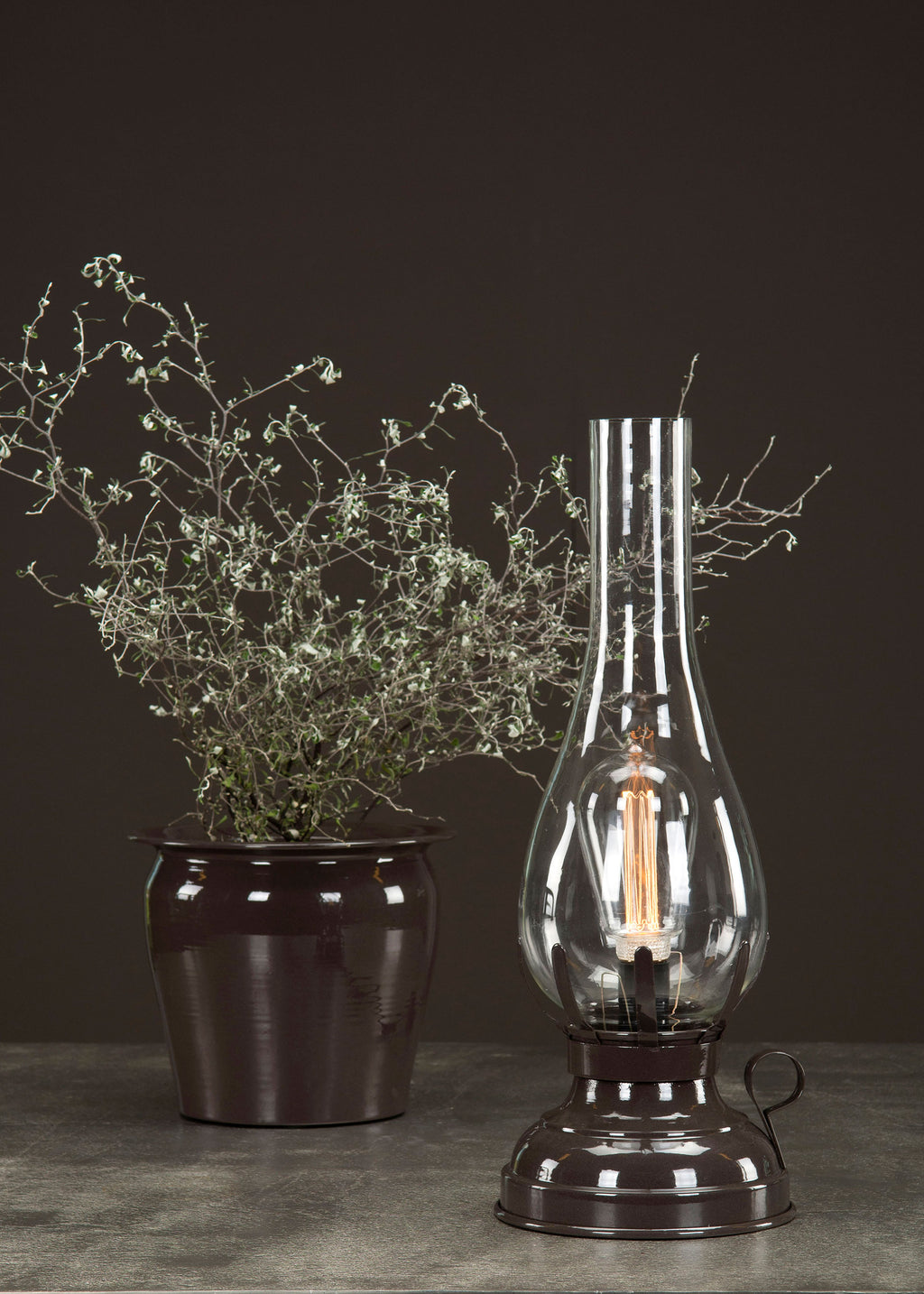 Lampe i vintage stil med glass