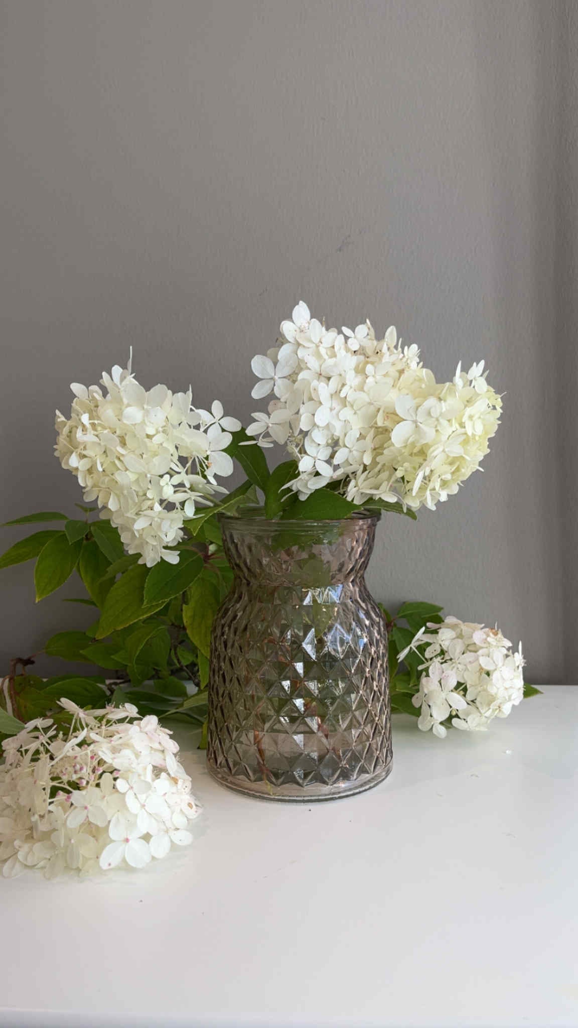 Glassvase “Grethe” – mønster i glass, 14 cm