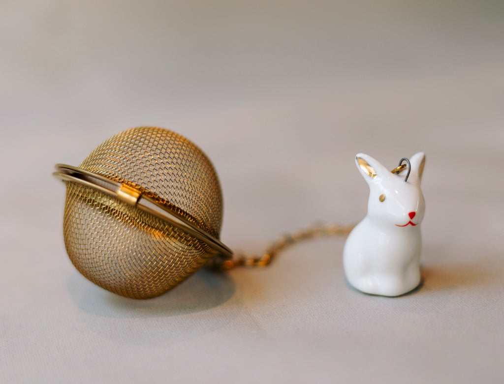 Tesil med hare – i gaveeske